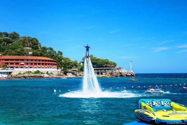 Monte Carlo Bay Hotel (Monaco)